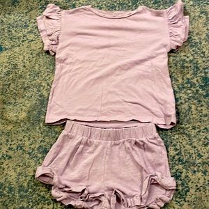 Crewcuts purple ruffle sleeve top and short set - size 5 / S